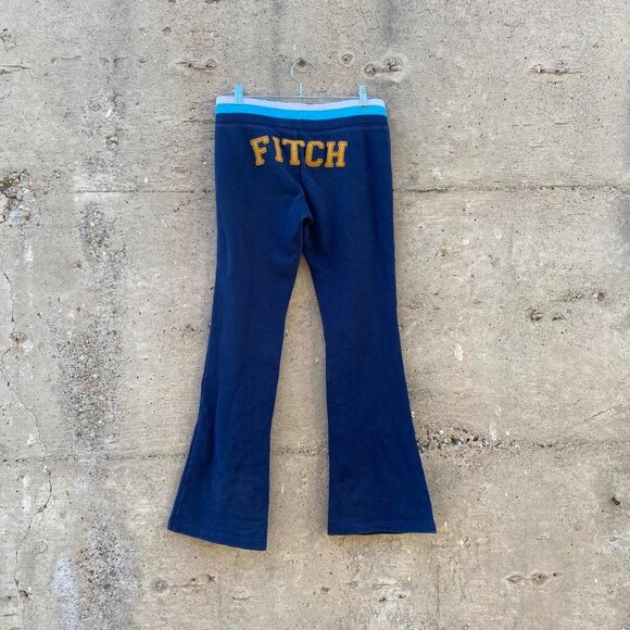Abercrombie & Fitch Pants - 𝓈ℴ𝓁𝒹 @ 𝓉𝒽ℯ 𝓂𝒶𝓇𝓀ℯ𝓉 ♥︎ vintage Abercrombie & Fitch flare sweatpants